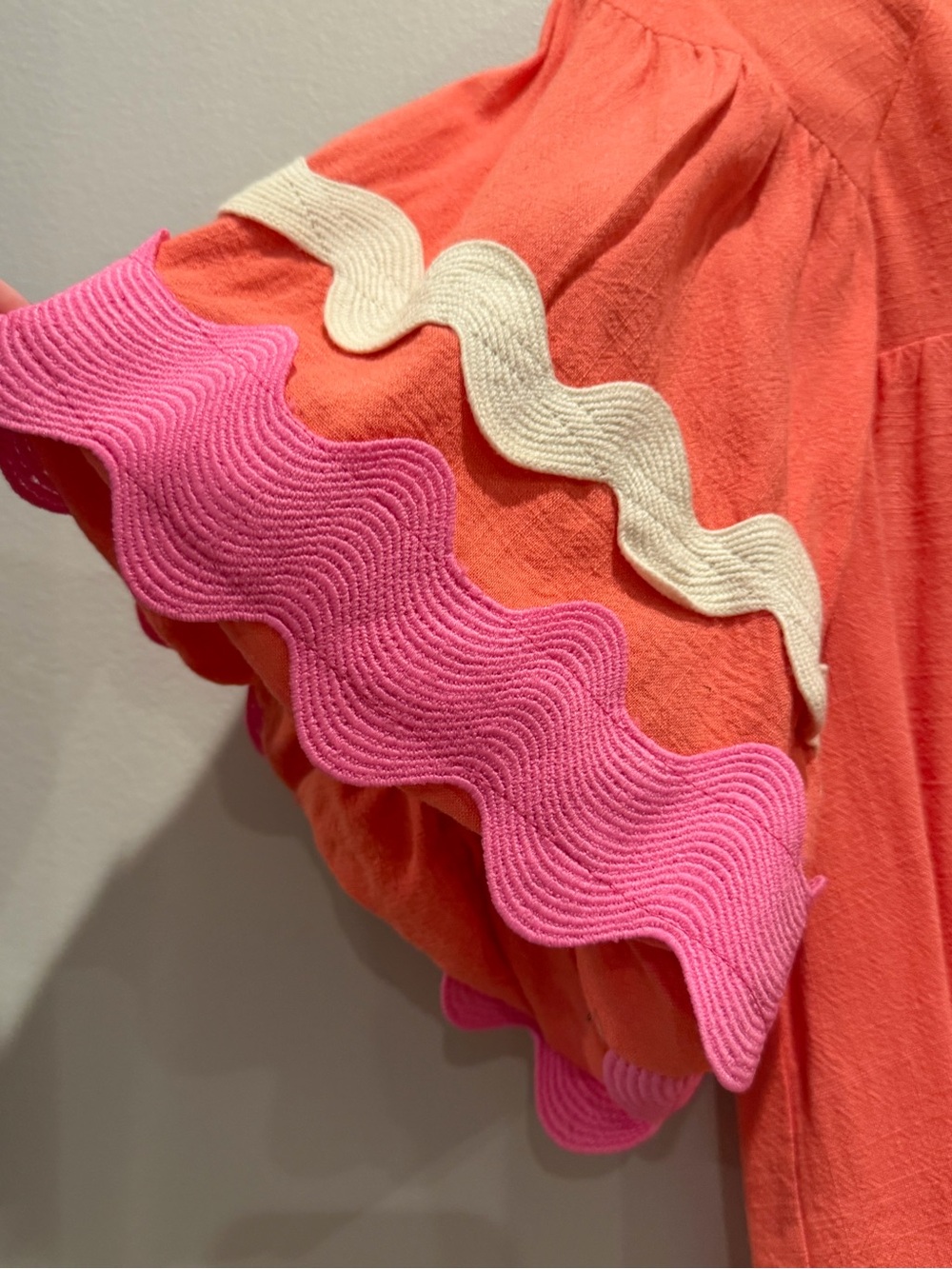 G&G Coral V-Neck Ruffle Sleeve Blouse - Picture 3 of 6